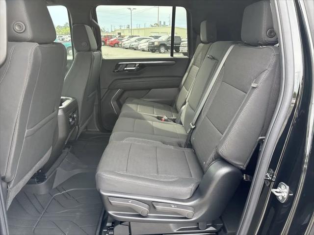 2026 Chevrolet Suburban LS, 4WD