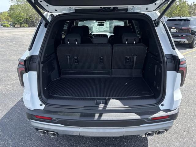 2026 Chevrolet Traverse FWD LT