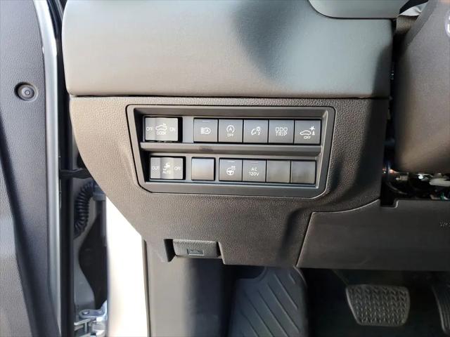 2026 Toyota Tundra Platinum CrewMax 5.5' Bed