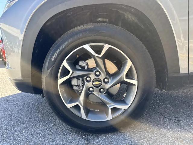 2025 Chevrolet Trax FWD LT