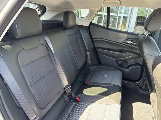 2025 Chevrolet Trax FWD LT