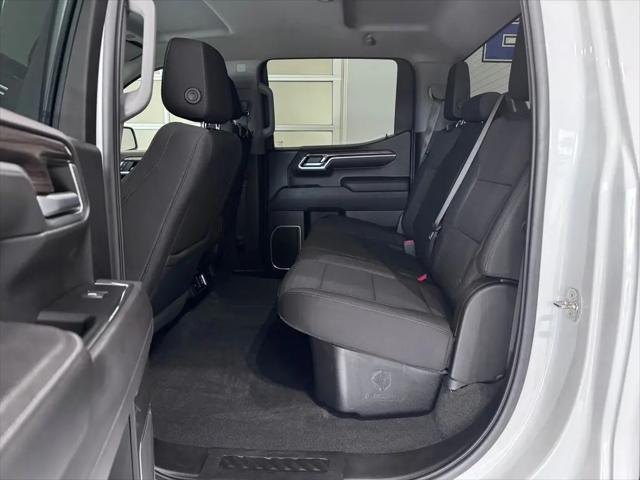2022 Chevrolet Silverado 1500 4WD Crew Cab Standard Bed LT