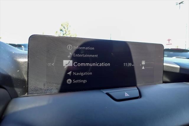 2024 Mazda X-90 Premium Plus