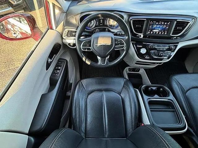 2020 Chrysler Pacifica Touring L