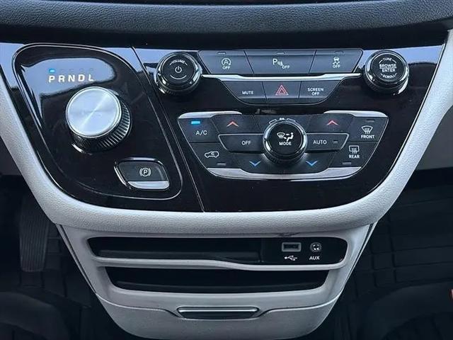 2020 Chrysler Pacifica Touring L
