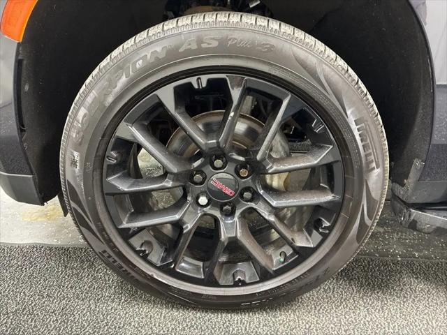2023 GMC Yukon 4WD SLT