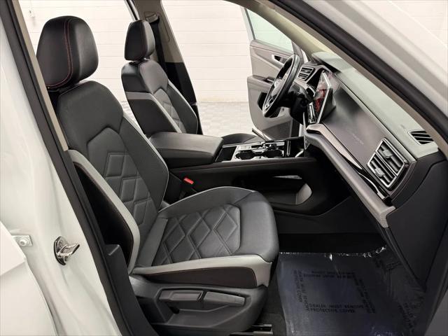 2024 Volkswagen Atlas 2.0T Peak Edition SE w/Technology