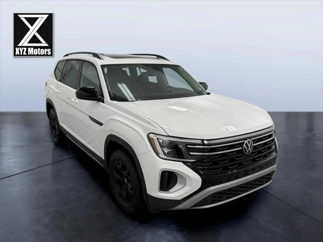 2024 Volkswagen Atlas 2.0T Peak Edition SE w/Technology