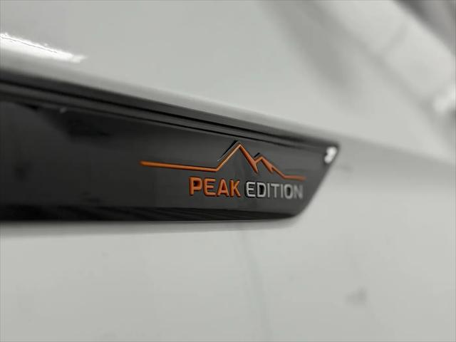 2024 Volkswagen Atlas 2.0T Peak Edition SE w/Technology