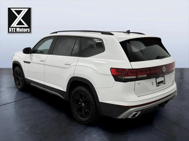 2024 Volkswagen Atlas 2.0T Peak Edition SE w/Technology