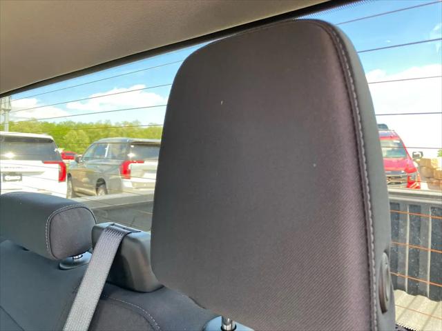 2026 GMC Sierra 1500 Crew Cab, Short Bed, Pro, 4WD