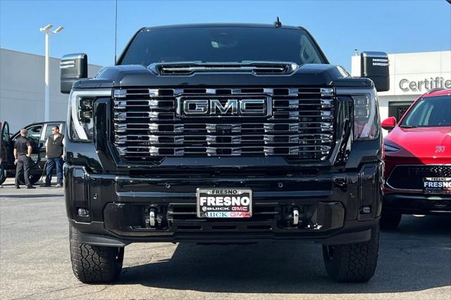 2026 GMC Sierra 2500HD Crew Cab, Standard Bed, Denali Ultimate, 4WD