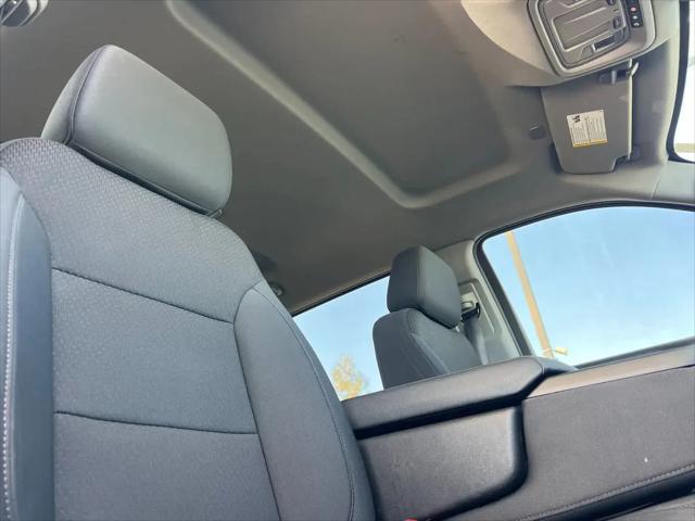 2024 GMC Sierra 1500 4WD Crew Cab Short Box Pro