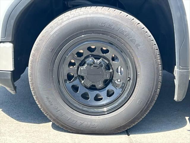2024 GMC Sierra 1500 4WD Crew Cab Short Box Pro