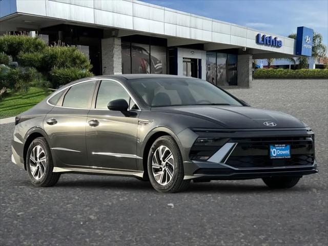2026 Hyundai Sonata Hybrid Blue