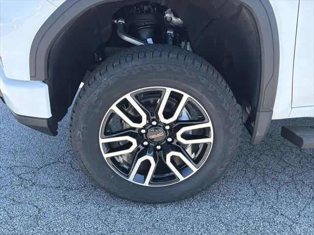 2026 GMC Sierra 1500 Crew Cab, Short Bed, AT4, 4WD