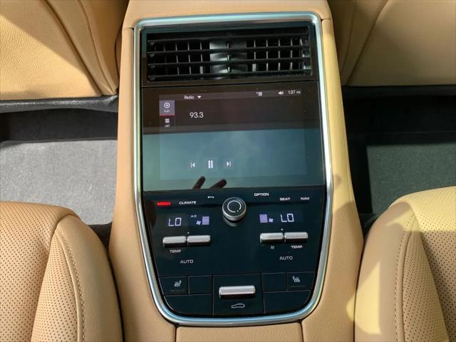 2023 Porsche Panamera Platinum Edition