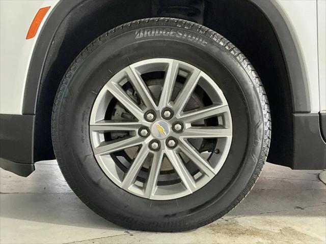 2023 Chevrolet Traverse AWD LT Cloth