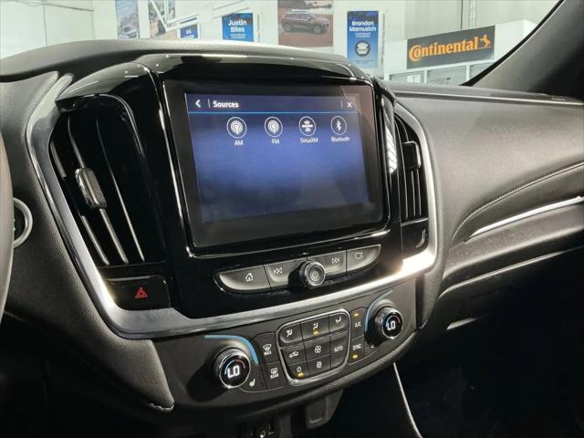 2023 Chevrolet Traverse AWD LT Cloth