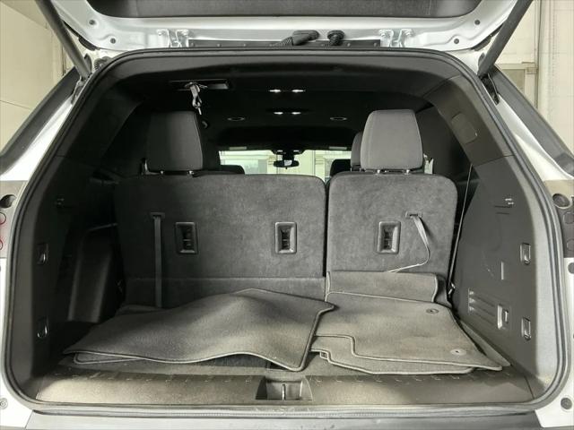 2023 Chevrolet Traverse AWD LT Cloth