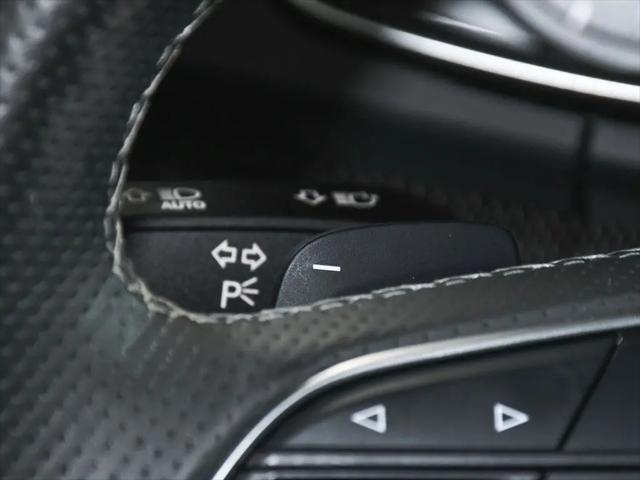 2023 Audi SQ5 Premium TFSI quattro Tiptronic