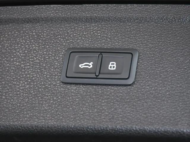2023 Audi SQ5 Premium TFSI quattro Tiptronic