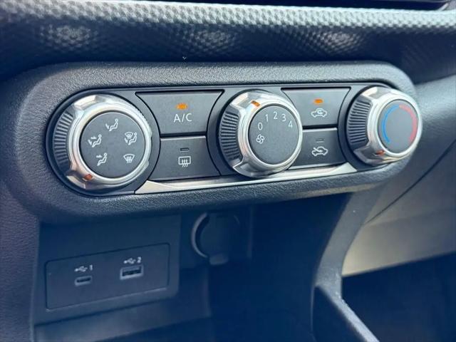 2024 Nissan Kicks SV Xtronic CVT