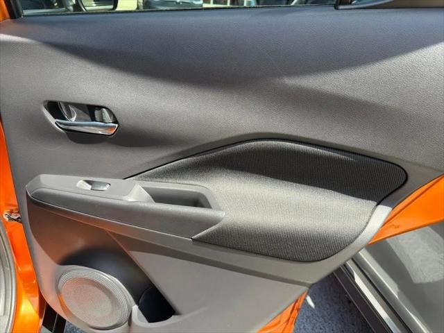 2024 Nissan Kicks SV Xtronic CVT