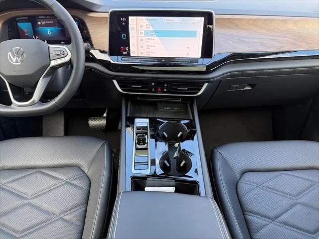 2026 Volkswagen Atlas SE with Technology