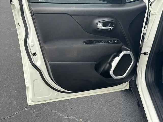 2019 Jeep Renegade Latitude FWD