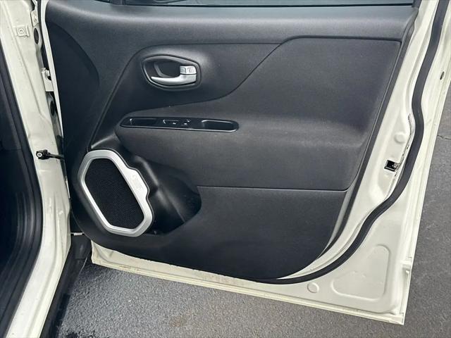 2019 Jeep Renegade Latitude FWD