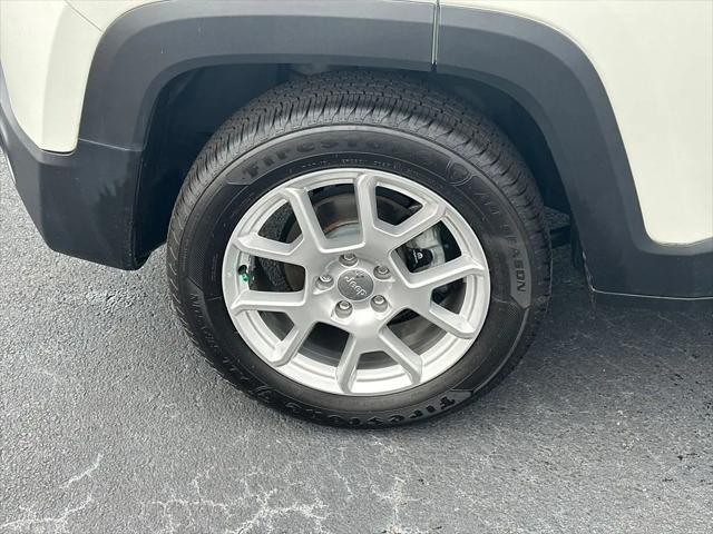 2019 Jeep Renegade Latitude FWD