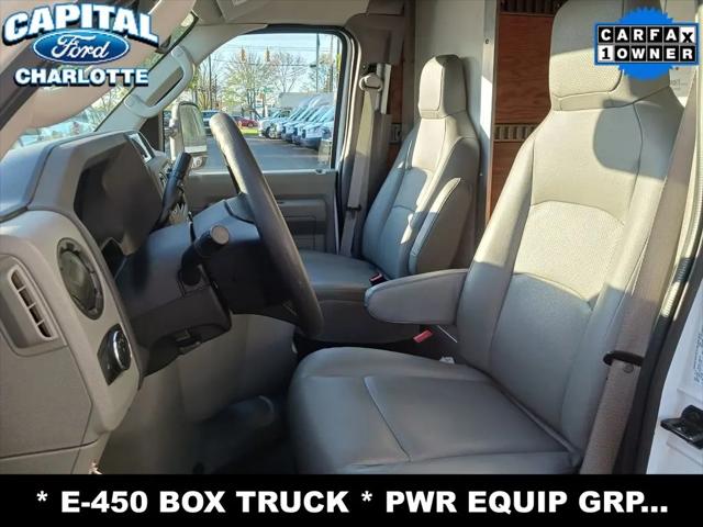 2025 Ford E-450 Cutaway E-Series Cutaway