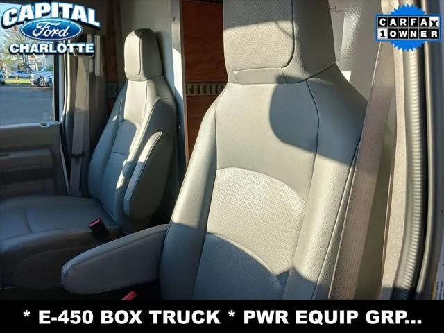 2025 Ford E-450 Cutaway E-Series Cutaway