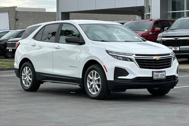 2022 Chevrolet Equinox AWD LS