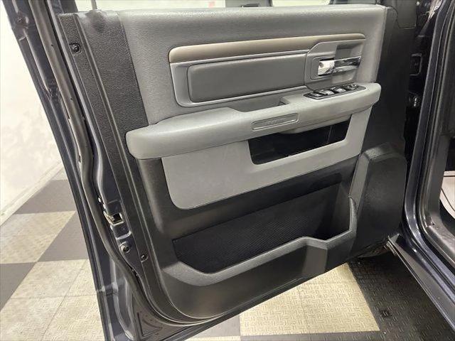 2017 Ram 1500 Big Horn Crew Cab 4x2 6'4" Box