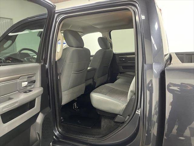 2017 Ram 1500 Big Horn Crew Cab 4x2 6'4" Box