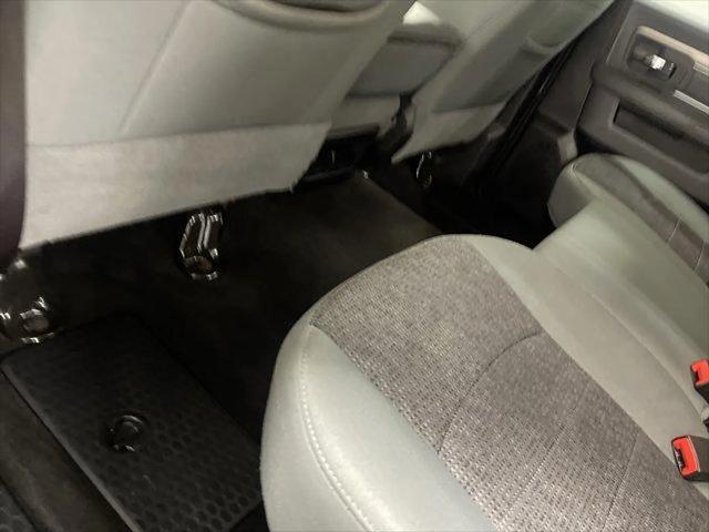 2017 Ram 1500 Big Horn Crew Cab 4x2 6'4" Box
