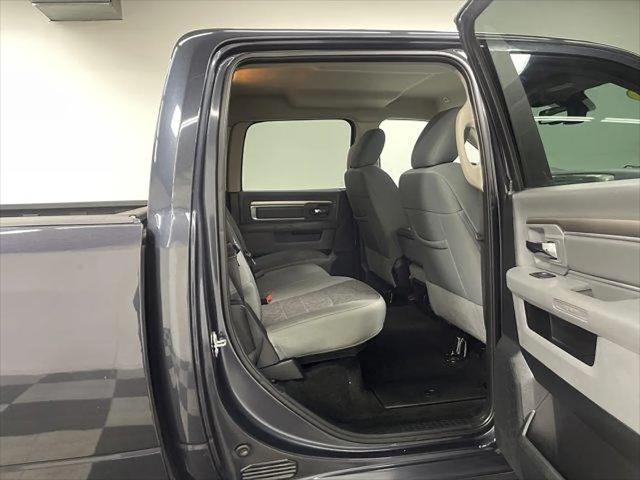 2017 Ram 1500 Big Horn Crew Cab 4x2 6'4" Box