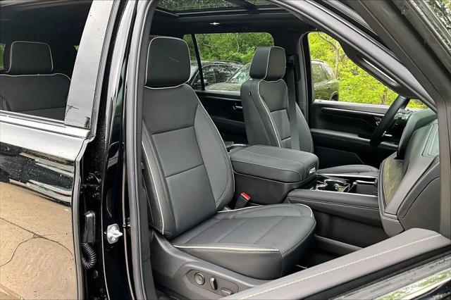 2026 Chevrolet Suburban Premier, 4WD