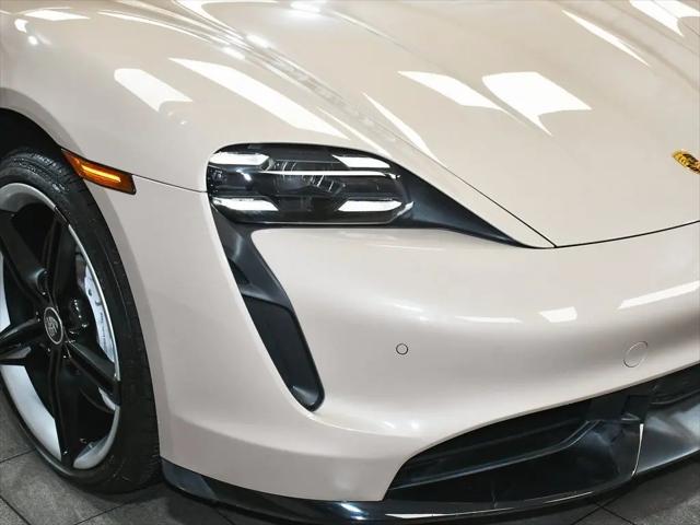 2021 Porsche Taycan Turbo