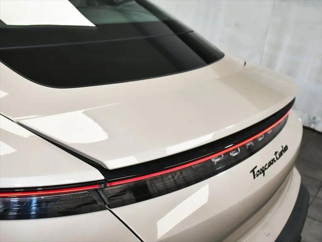 2021 Porsche Taycan Turbo
