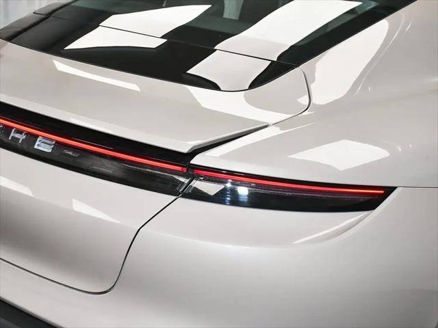 2021 Porsche Taycan Turbo