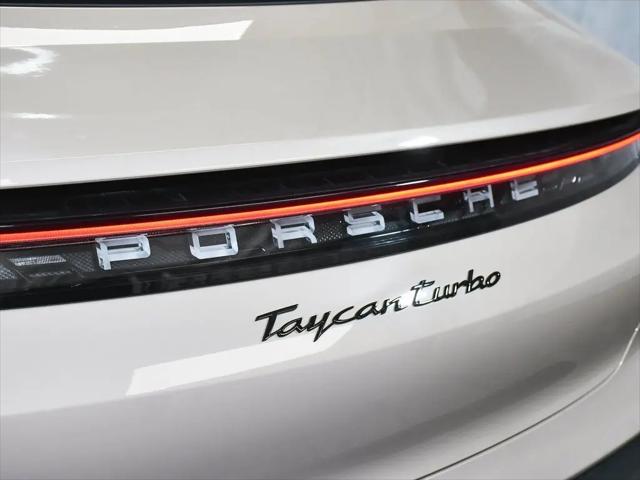 2021 Porsche Taycan Turbo