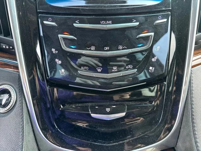 2018 Cadillac Escalade ESV Luxury