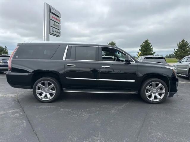2018 Cadillac Escalade ESV Luxury