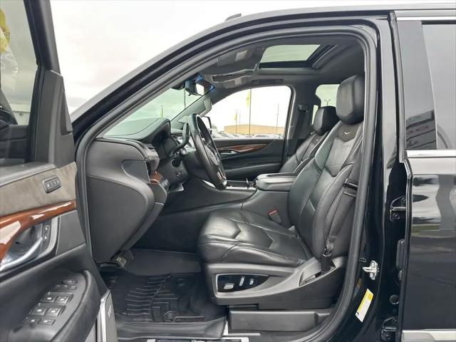 2018 Cadillac Escalade ESV Luxury