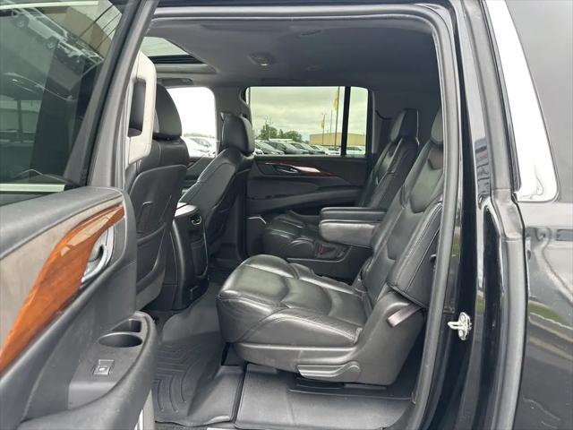 2018 Cadillac Escalade ESV Luxury
