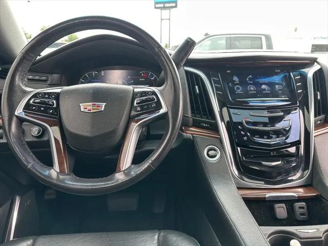 2018 Cadillac Escalade ESV Luxury