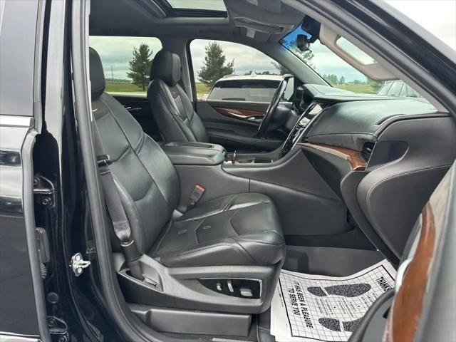 2018 Cadillac Escalade ESV Luxury